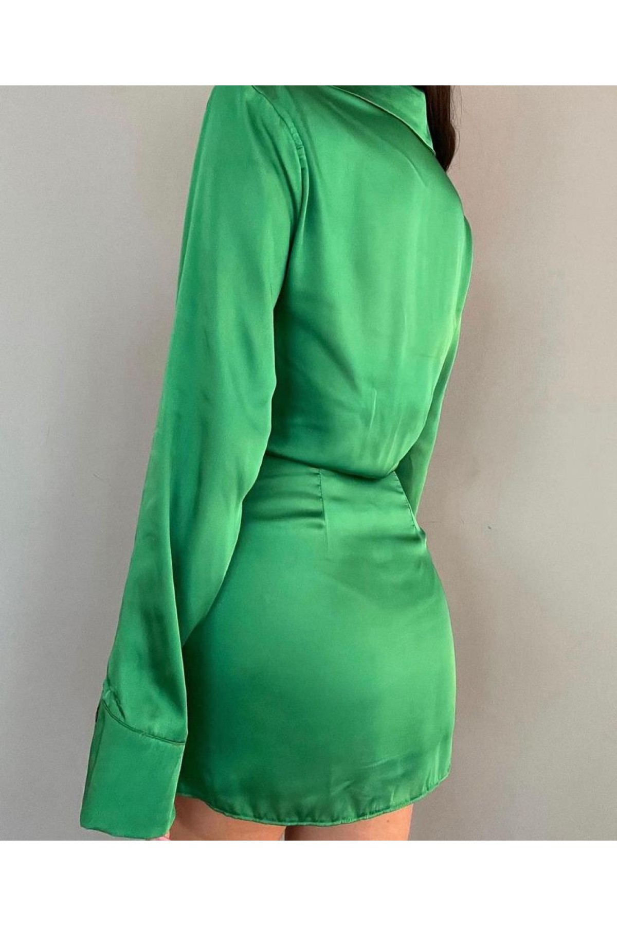 V Yaka Saten Kruvaze Elbise-Yeşil